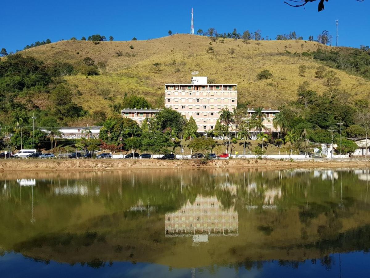 Ferienwohnung Belo Flat Cavalinho Branco - Águas de Lindóia Exterior foto